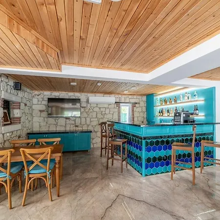 Hotel Yazar Lara Antalia