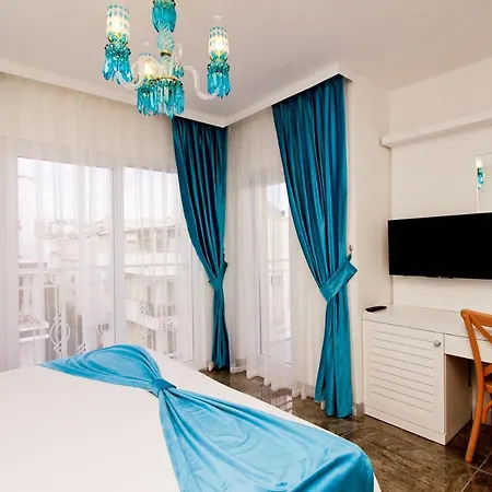 Hotel Yazar Lara