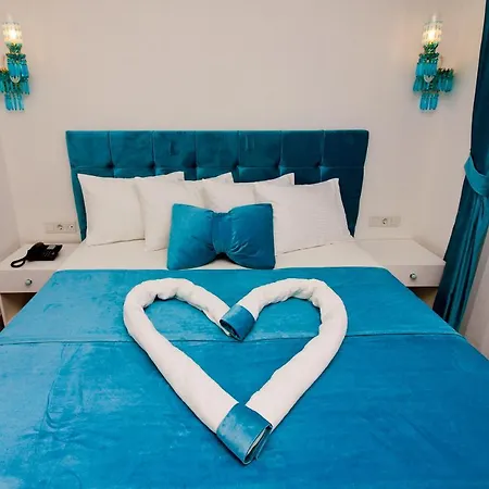 Yazar Lara فندق 3*