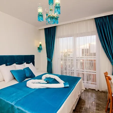 Hotell Yazar Lara 3*