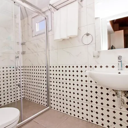 Yazar Lara فندق أنطاليا