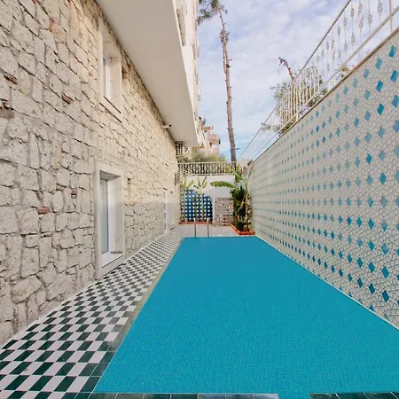 Hotell Yazar Lara 3*