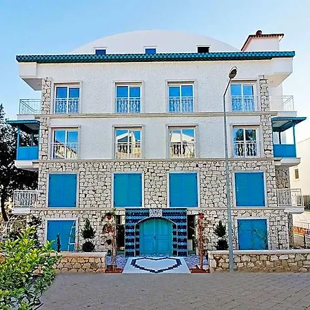 Hotel Yazar Lara