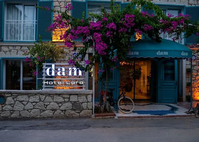 Yazar Lara Hotell