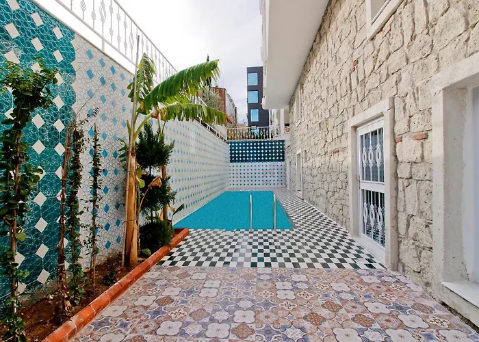 Yazar Lara מלון 3*