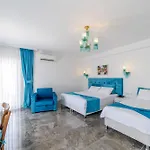 Hotel Yazar Lara Antalya