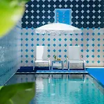 Hotel Yazar Lara