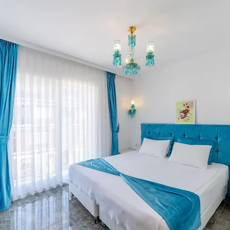 Yazar Lara Hotell Antalya