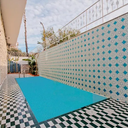 Hotell Yazar Lara